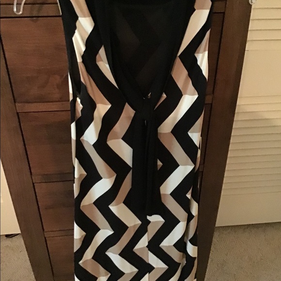 Valentino Zigzag dress Italian size 40 - Picture 5 of 5